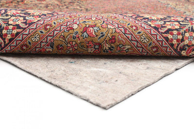 Modern 4'0" x 6'0" Under-Padding Rug in Grey Indoor Area Rug | Tapis de Sous-couche Moderne 4'0" x 6'0" en Gris
