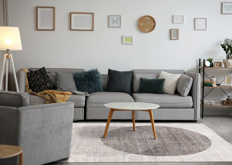 Solace Soft Low-Pile Grey White Merging Circles Area Rug - 6'7\" x 9'6\"