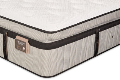 Stearns & Foster® Swansea Luxury Euro Pillowtop Queen Mattress | Matelas luxueux à Euro-plateau épais Swansea de Stearns & Foster pour grand lit