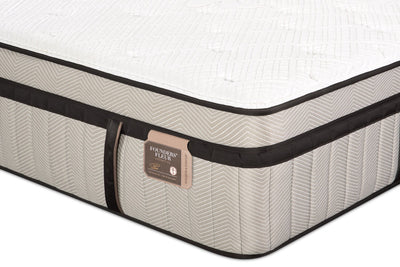 Stearns & Foster® Middlesbrough Luxury Eurotop King Mattress | Matelas luxueux à Euro-plateau Middlesbrough de Stearns & Foster pour très grand lit