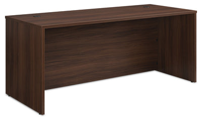 Affirm 71.10" Commercial Grade Office Desk - Noble Elm|Bureau Affirm de 71,10 po de qualité commerciale - orme noble
