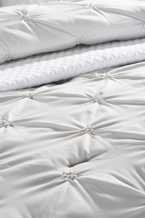 Brianna Light Grey 3-Piece King Comforter Set