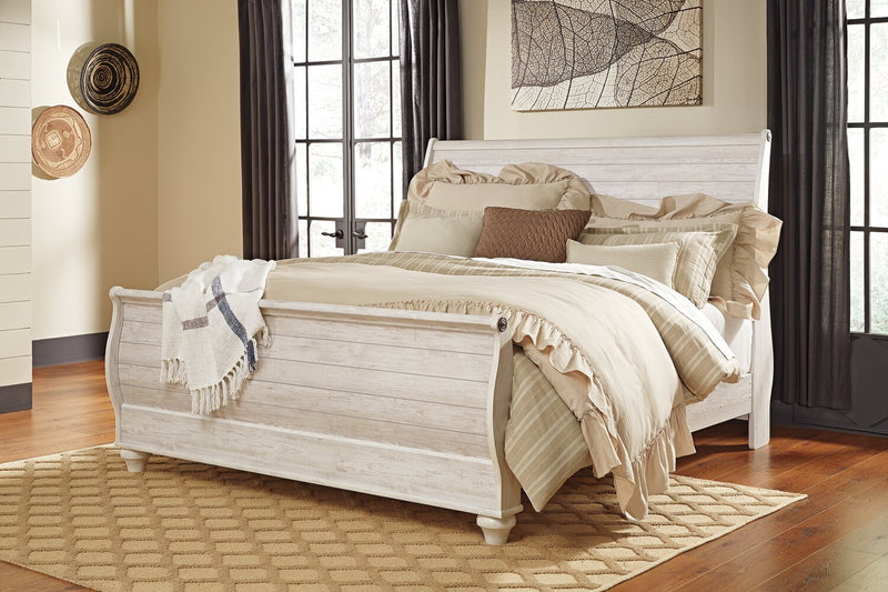 Willowton 5pc Bedroom Set with Sleigh Bed, Dresser & Mirror, Whitewash - King Size