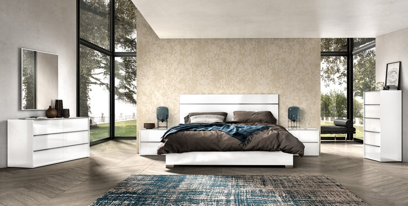 Raia 5pc Bedroom Set with Panel Bed, Dresser & Mirror - Made in Italy, Modern, White - King Size