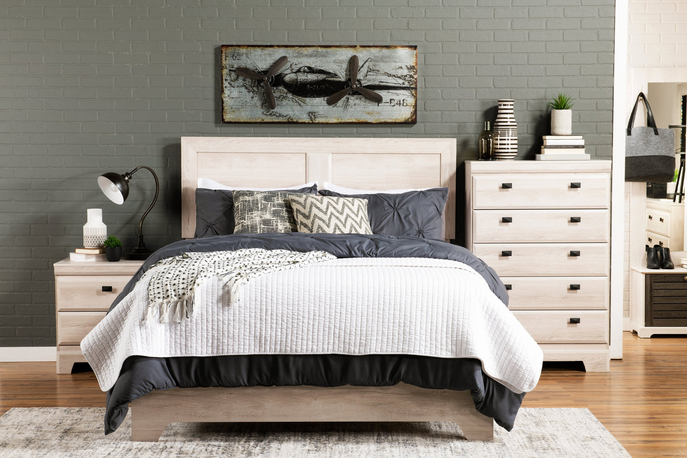 Double vs. Queen Bed: What’s the Difference?