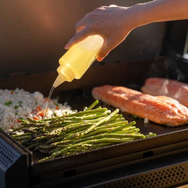 Blackstone 28\" 3-Burner Drop-In Griddle With Hood - 6128