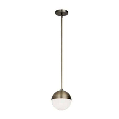 Dainolite Dayana 1 Light Pendant Antique Brass Finish White Glass Lamp|Luminaire suspendu Dayanade Dainolite en verre blanc, avec fini laiton antique et 1 ampoule