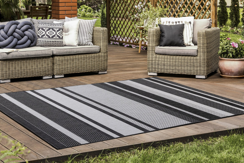 Jackson Striped Indoor/Outdoor Area Rug - 7'10\" x 10'6\"