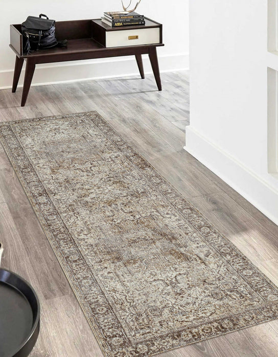 Selena Traditional 2'6\" x 8'0\" Runner Rug in Grey Indoor Area Rug