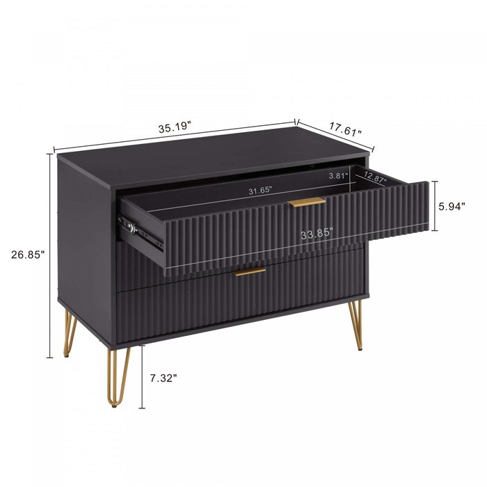 Dumbo Modern 35\" Fluted Dresser in Black (3-Drawer)