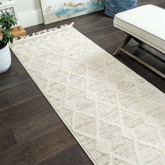 Quinto Rhombus Shag Area Rug - 2'7\" x 8'