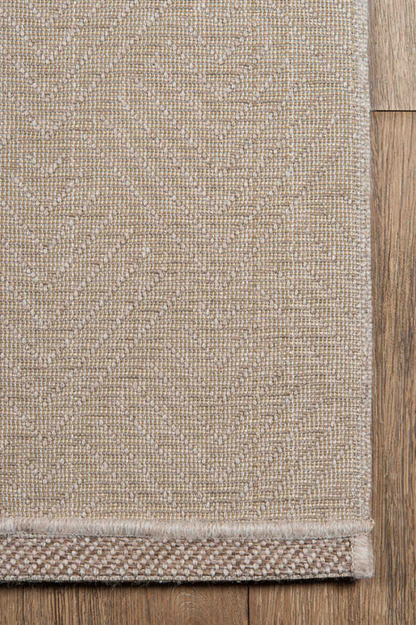 Laura Contemporary 6'7\" x 9'6\" Area Rug in Ivory Indoor Area Rug