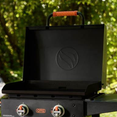 Blackstone 22\" On-The-Go Cart Griddle With Hood - 2475