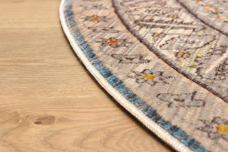 Gianna Traditional 5'0\" x 5'0\" Area Rug in Blue Indoor Area Rug