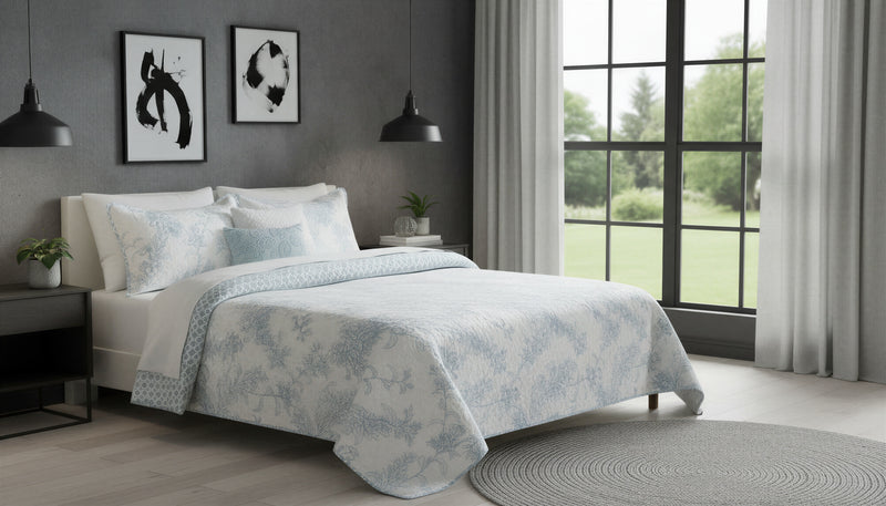 Reversible 3-Piece King Quilt Set, Blue & White Floral Microfiber Bedding