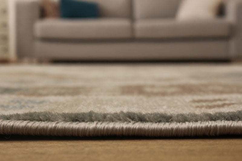 Lia Ivory Area Rug - 5'0\" X 8'0\"  