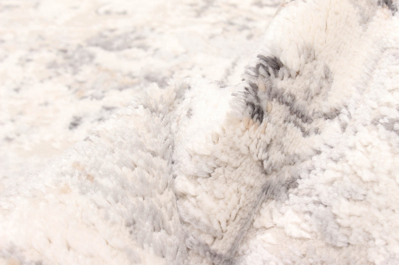 Mira Traditional 8'0\" x 10'0\" Area Rug in Grey Indoor Area Rug