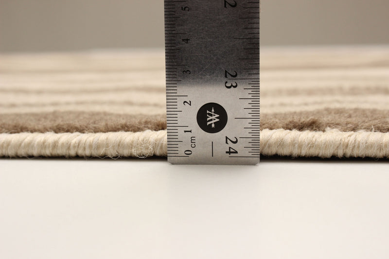 Mirage Beige Area Rug - 5'0\" x 8'0\"