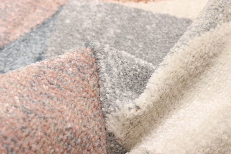 Bennett Ivory Area Rug - 5'0\" X 8'0\"  