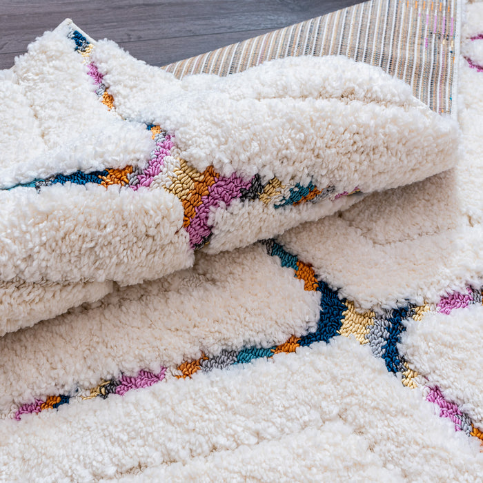 Lola Lattice Large Shag Area Rug - 2'7\" x 8'