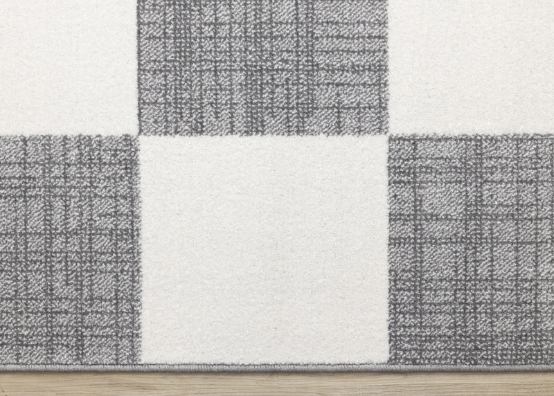 Covington Grey White Checkered Pattern Rug, 6'7\" x 9'10\" Indoor Area Rug