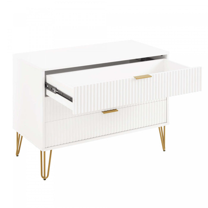 Dumbo Modern 35\" Fluted Dresser in White (3-Drawer)
