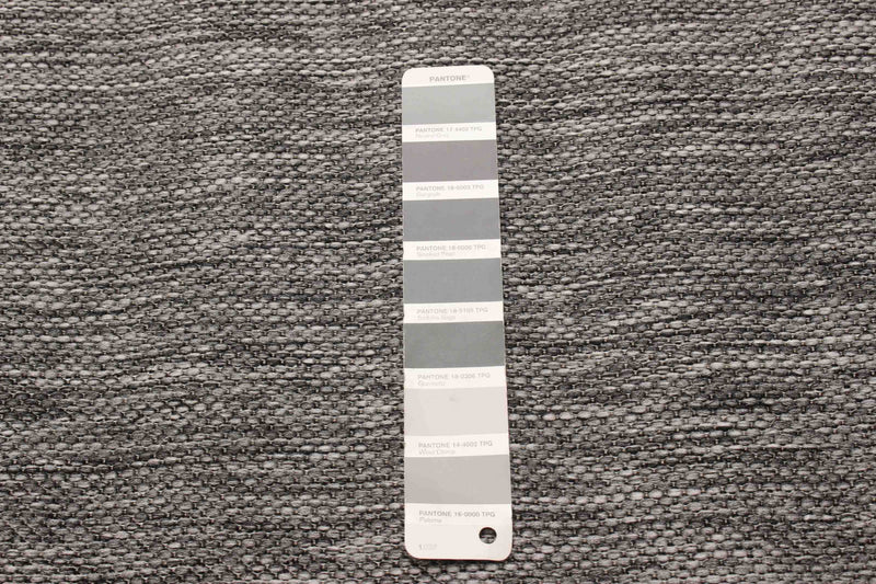 Versach Grey Area Rug - 2'8\" x 8'2\"