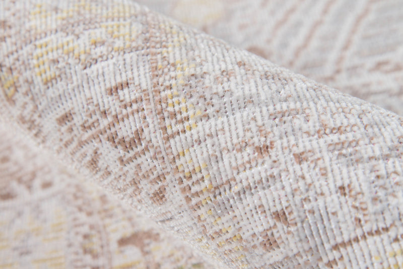 Valeria Traditional 2'7\" x 8'0\" Runner Rug in Grey Indoor Area Rug