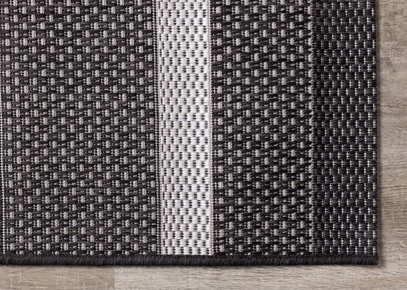 Jackson Striped Indoor/Outdoor Area Rug - 5'3\" x 7'7\"