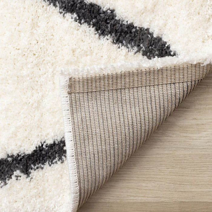 Fairmont White Grey Trellis Rug, 5'3\" x 7'7\" Indoor Area Rug
