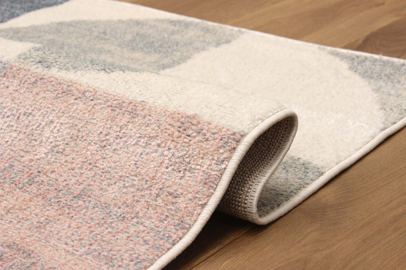 Bennett Ivory Area Rug - 5'0\" X 8'0\"  