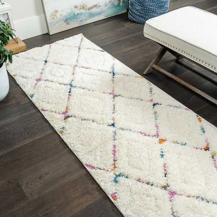 Lola Lattice Large Shag Area Rug - 2'7\" x 8'