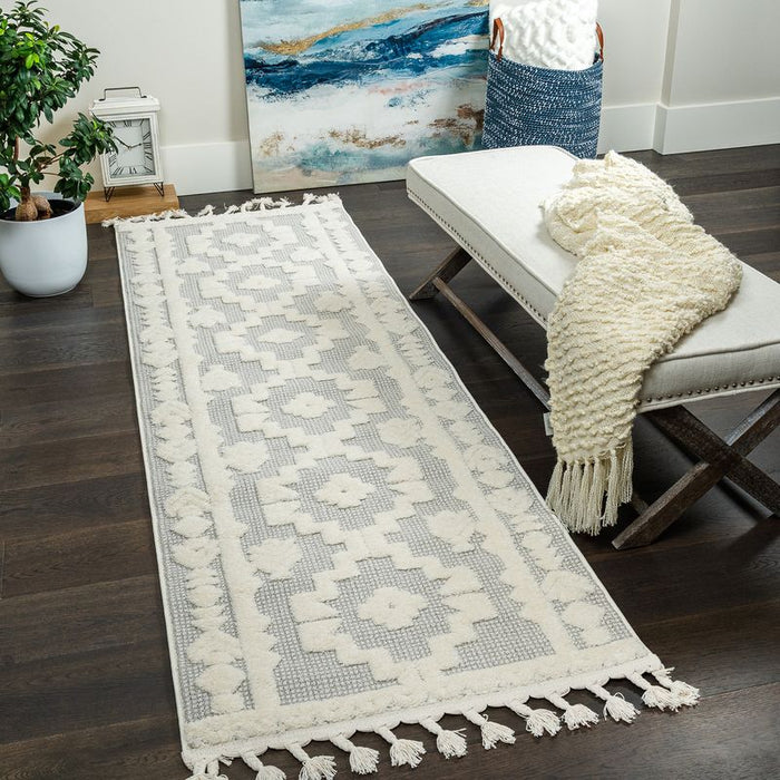 Quinto Tres Moroccan Shag Area Rug - 2'7\" x 8'