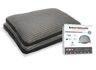 Masterguard® Charcoal King Mattress Protector with 2 King Pillows |  Protège-matelas en Charcoal MasterguardMD pour très grand lit avec 2 oreillers pour très grand lit
