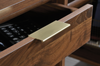 Clifford Place 59.06“ L -Shaped Desk with 5 Drawers – Grand Walnut | Bureau en forme de L Clifford Place de 59,06 po à 5 tiroirs - noyer majestueux