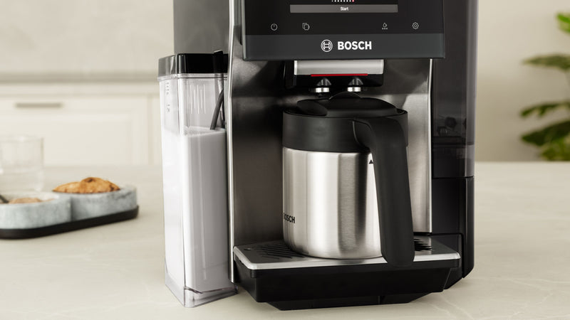 Bosch 800 Series VeroCafe Espresso Machine with Attached Milk Container - Silver - TQU60307