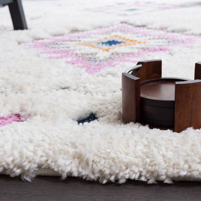 Lola Diamond 3x5 Area Rug