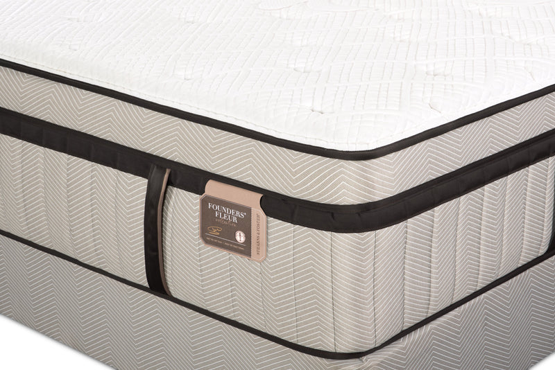 Stearns & Foster® Middlesbrough Luxury Eurotop Queen Mattress Set
