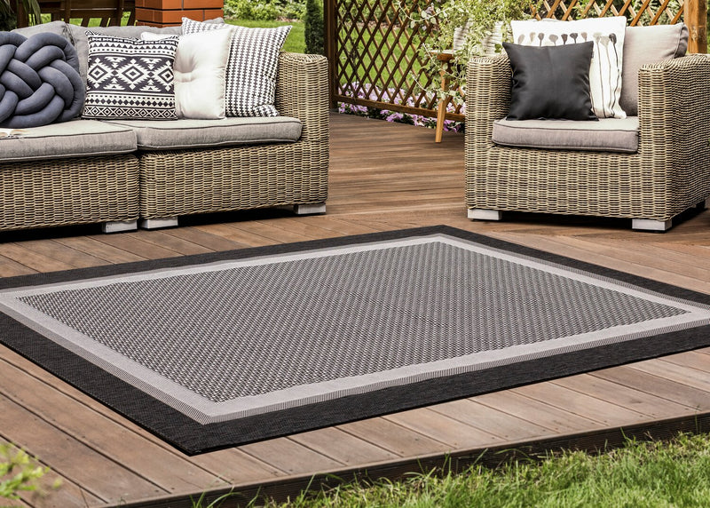 Milo 6'7\" x 9'6\" Flatweave Monochromatic Outdoor Rug – Grey