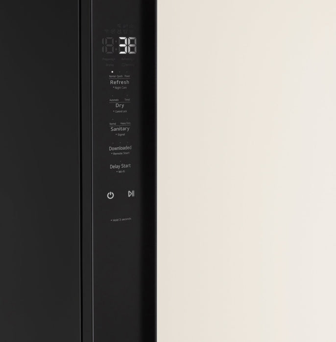 LG Styler Steam Closet with TrueSteam® Technology and Dynamic MovingHanger™ - SC5MAR4G