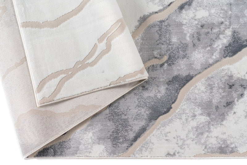 Kinsley 5'3\" x 7'6\" Area Rug – Multicolour 