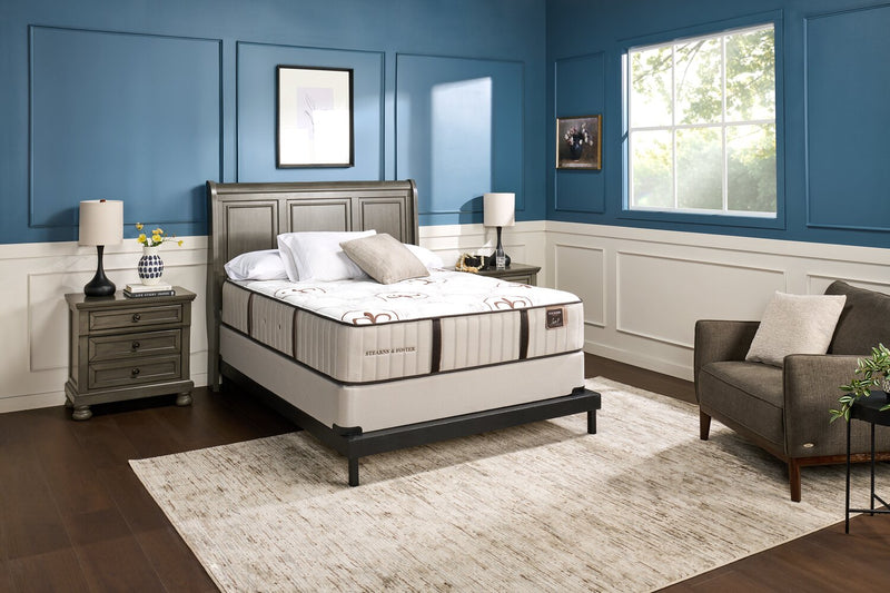 Stearns & Foster® Allianz Luxury Tight Top Firm Queen Mattress Set