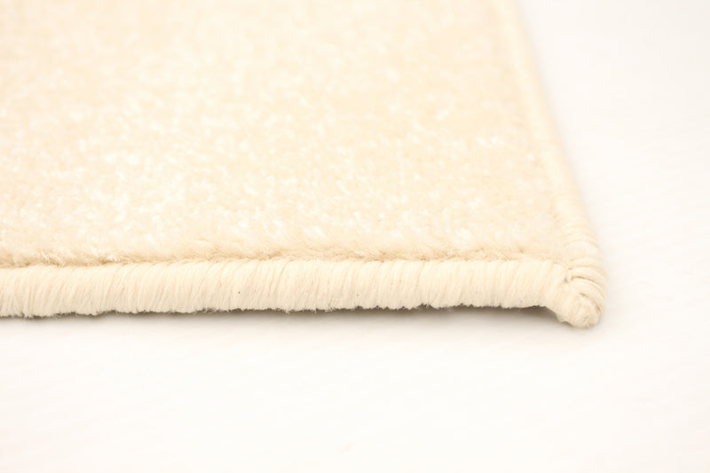 Faith Cream-Prol Area Rug - 3'11\" x 5'7\"
