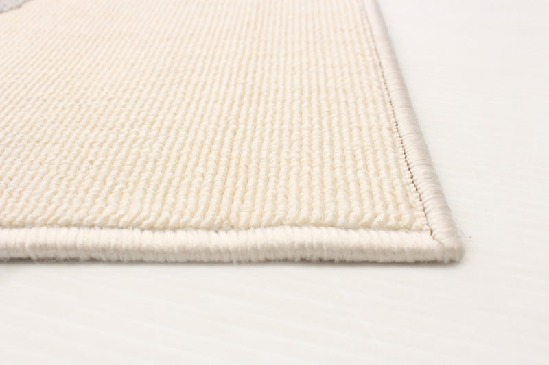 Sophie Light Grey Area Rug - 4'7\" x 6'7\"