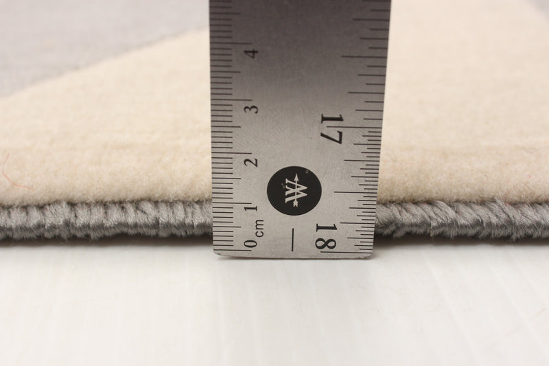 Nuria Grey 5'3\" x 7'7\" Area Rug