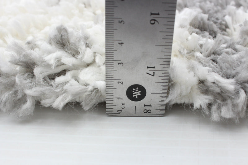 Helma Urban Cream, Light Grey Shag 6'7\" X 9'6\" Area Rug