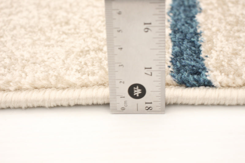 Anandi Ivory-Blue Area Rug - 5'3\" x 7'3\"