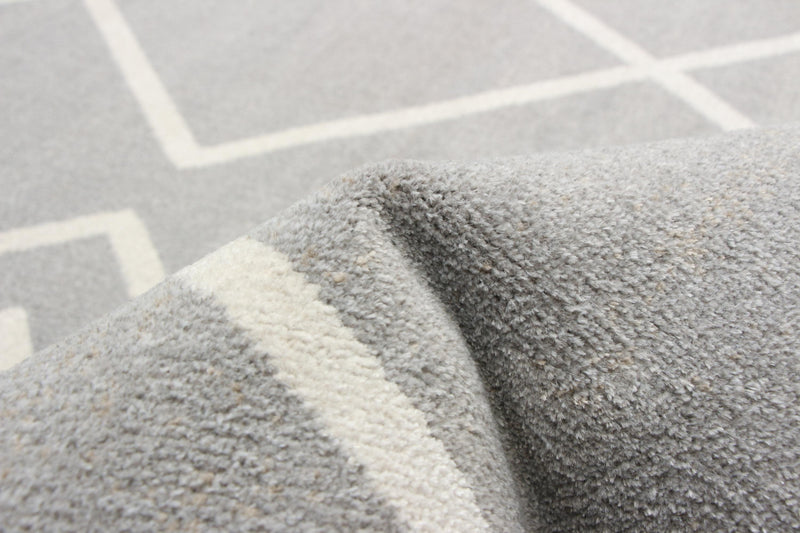 Kenza Grey Machine Washable Area Rug - 3'0\" x 5'0\"