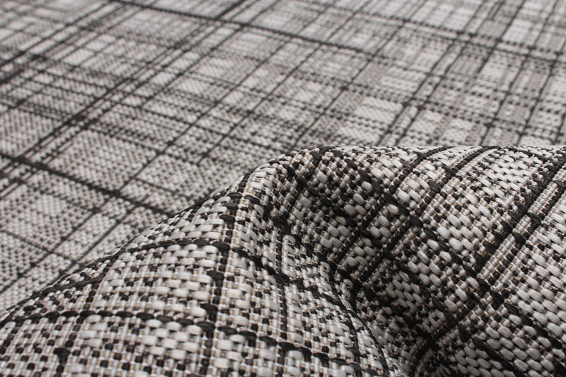 Panthea Grey Area Rug - 4'4\" X 6'5\" 