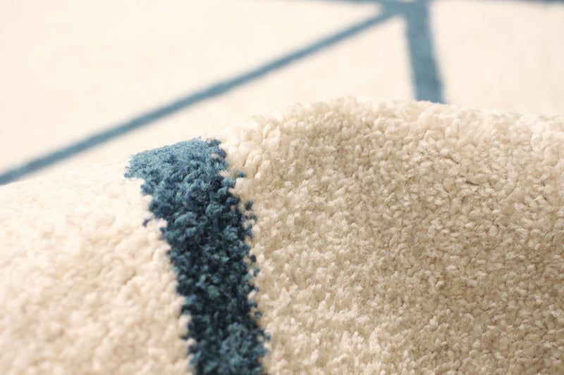 Anandi Ivory-Blue Area Rug - 5'3\" x 7'3\"